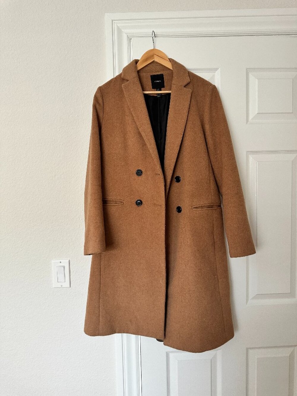 Women's Tan Coat